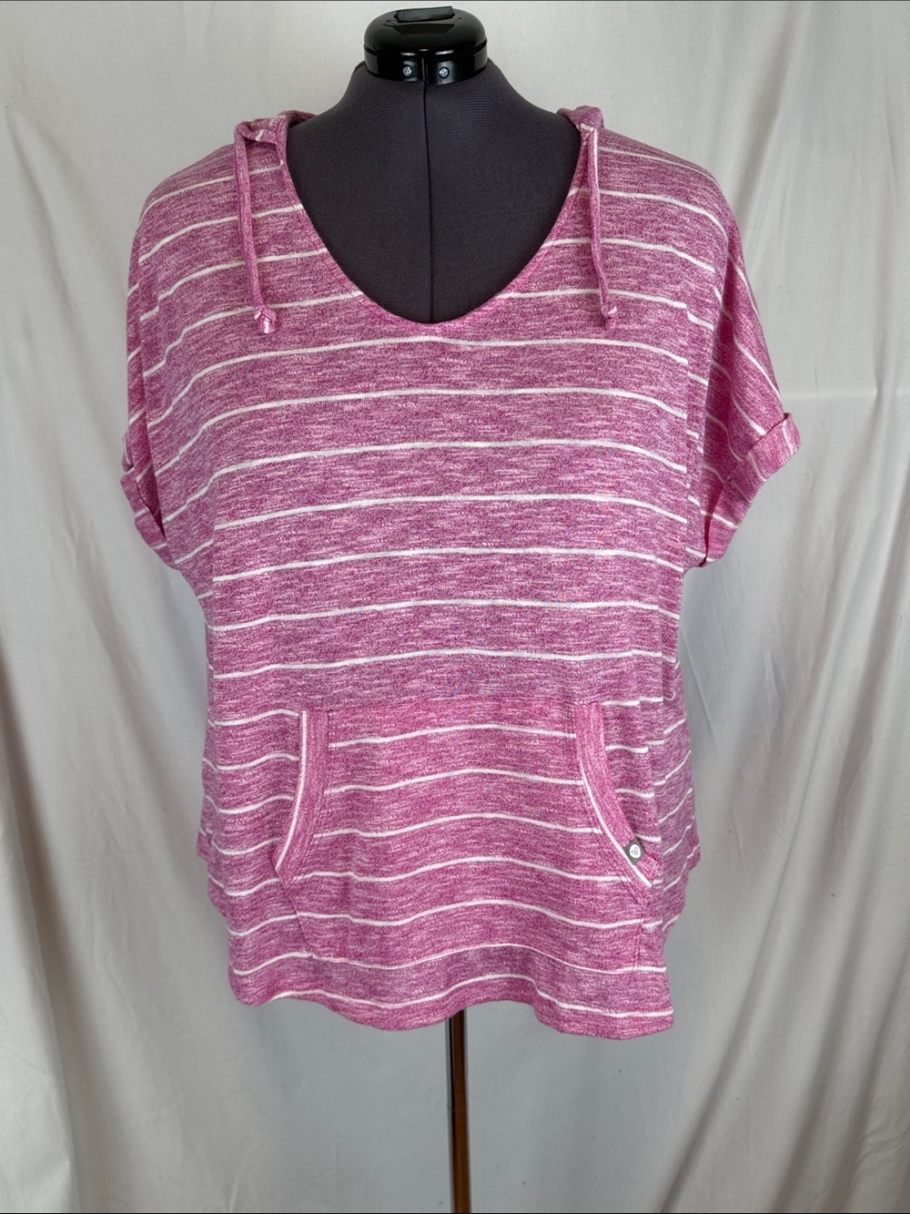 Women's Livi Active by Lane Bryant Short Sleeve Knit Hooded Shirt Size 22/24